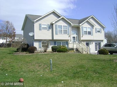 10 Swaying Pine Ct, Bunker Hill, WV, 25413