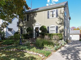 528 72nd St, Kenosha, WI 53143