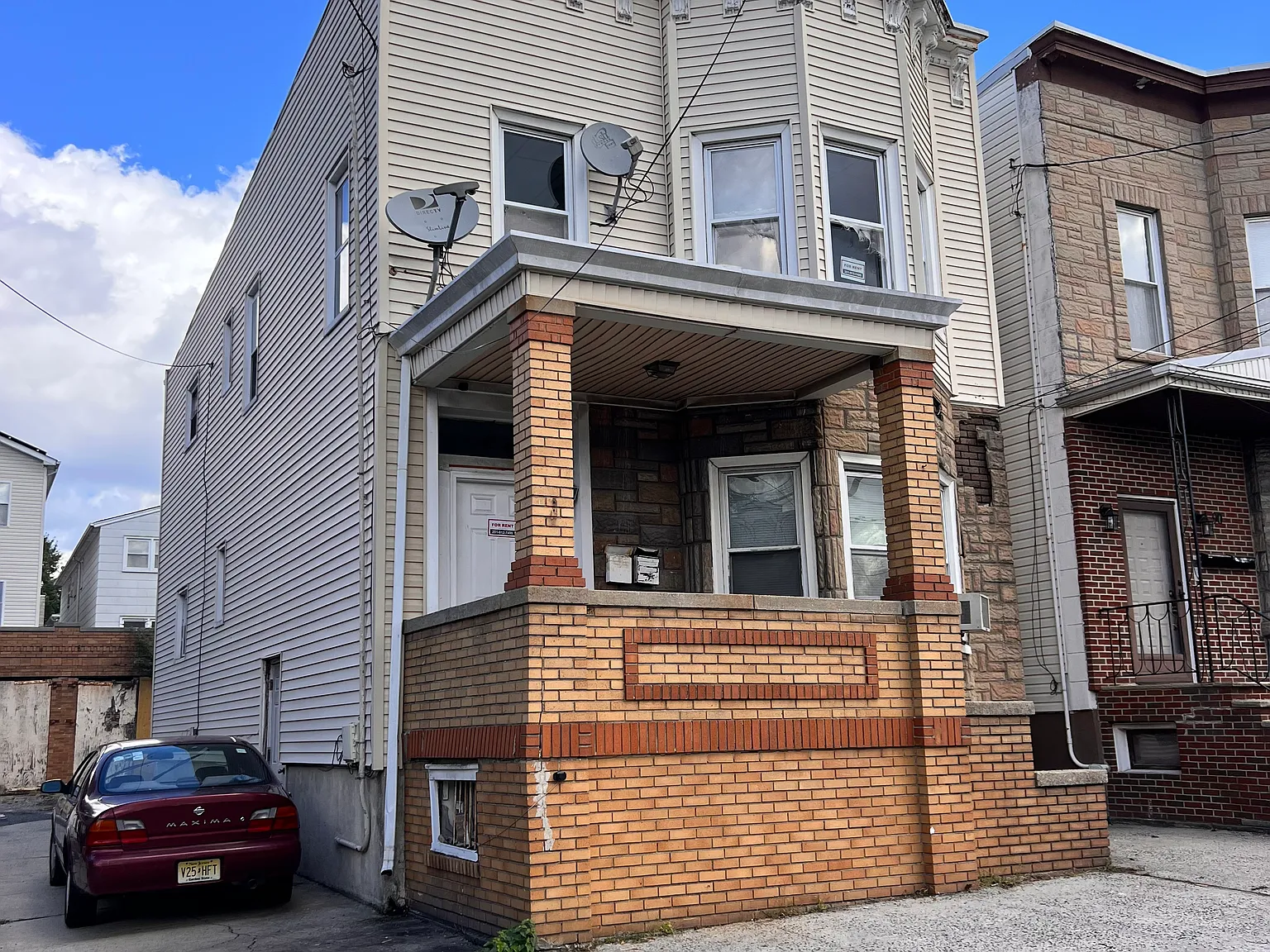 2 bed, $2,400 — Photo 2