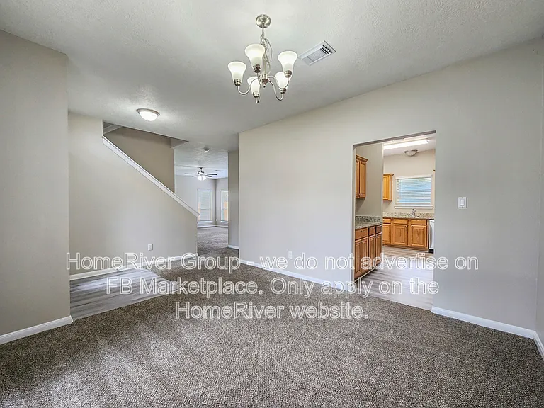 11906 Cottonwood Ln — Photo 3