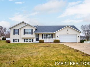 3615 Lohman Dr, Hamilton, MI 49419