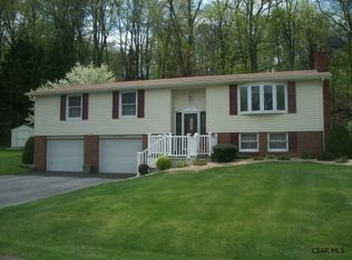 1185 Zucco Ln, Johnstown, PA 15905