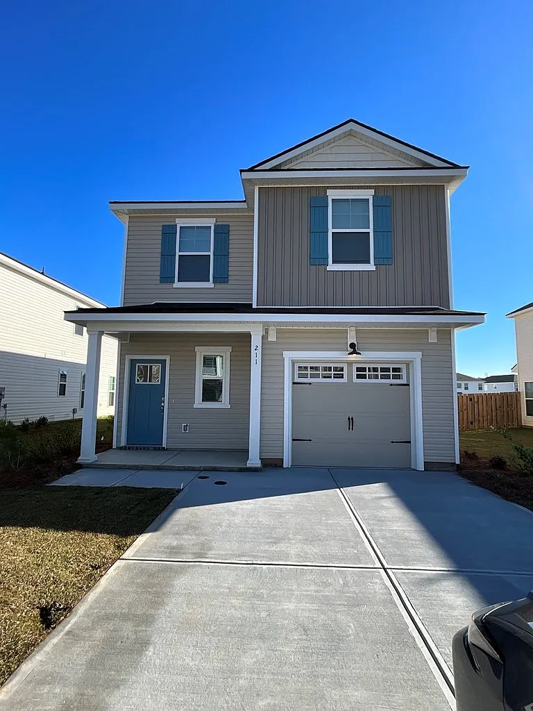 4 bed, 2.5 bath, 1928 sqft, $2,250 — Photo 1