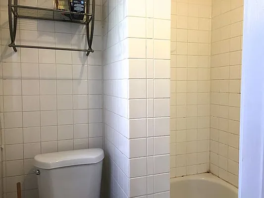 Rented by Friedman Roth Realty | media 25