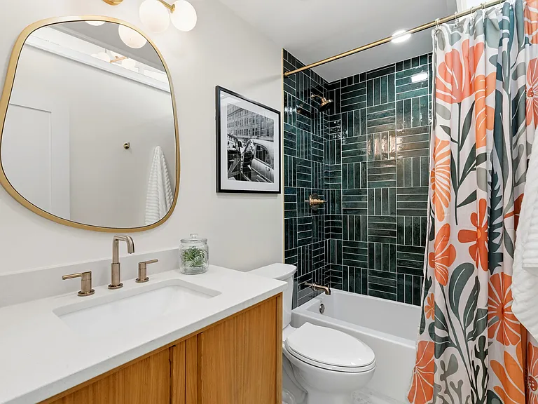 2276 Johnston Rd — Photo 54