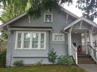 527 N 74th St, Seattle, WA 98103