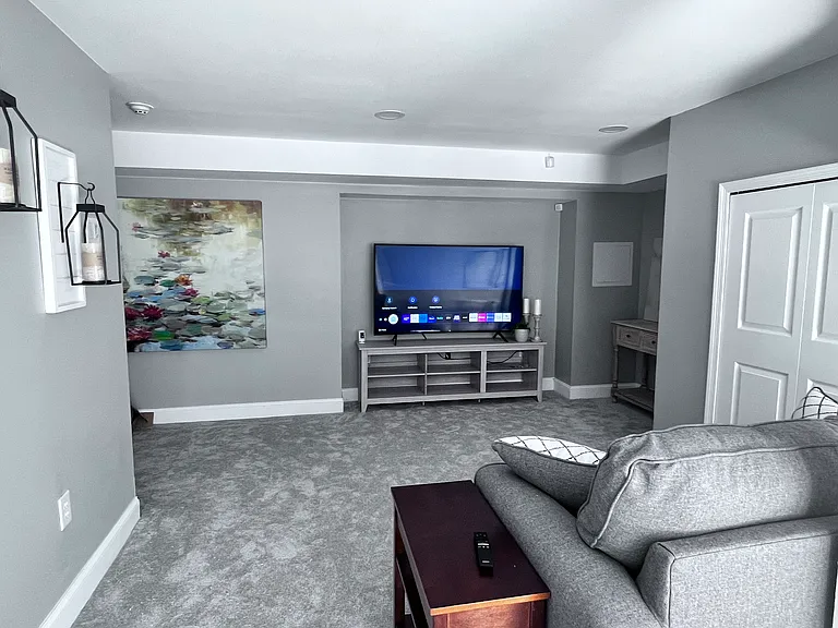 213 Woodcreek Rd — Photo 22