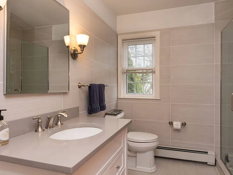 53 Far Pond Rd — Photo 9