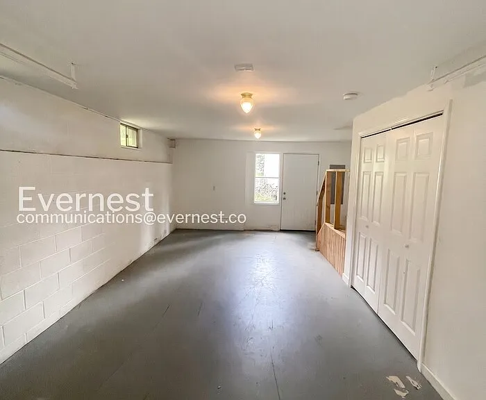 239 Jeffery Dr — Photo 29