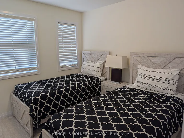 7330 Marvel Dr — Photo 14