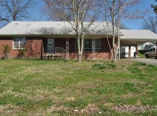 136 Fonville St, Martin, TN 38237