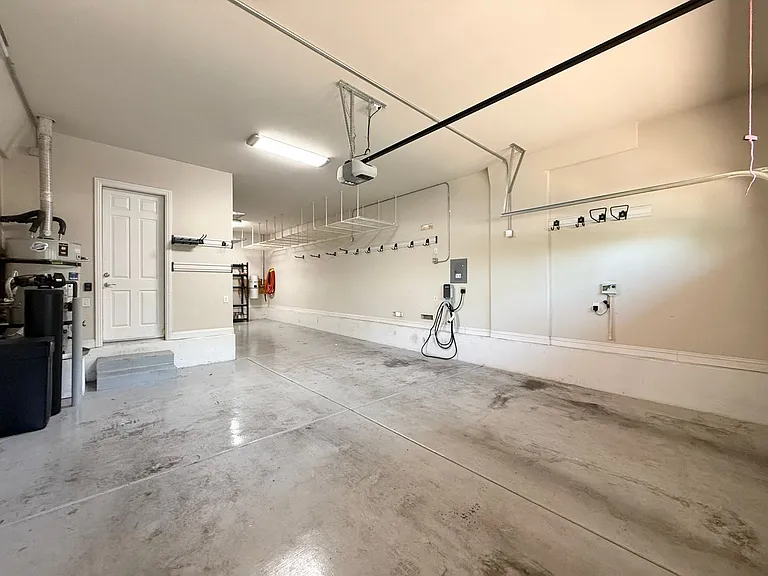 11556 Bohemian Forest Ave — Photo 41