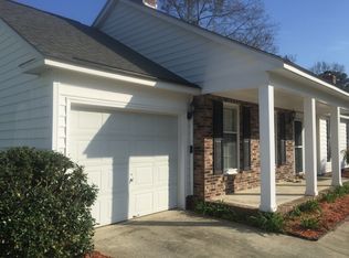 111 Chownings Ln, Goose Creek, SC 29445