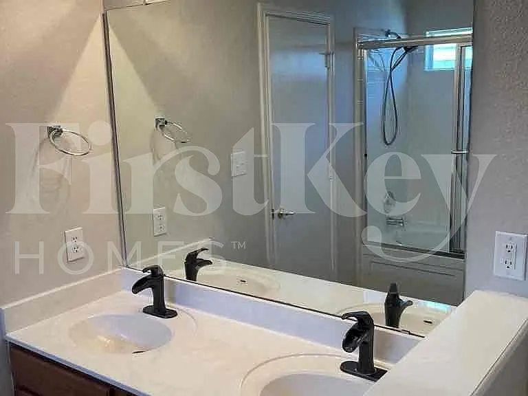 8422 Cherisse Dr — Photo 12