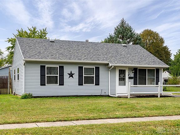 3rd image of 881 Sheehan Ave