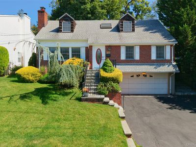 300 Bayview Avenue, Manhasset, NY, 11030