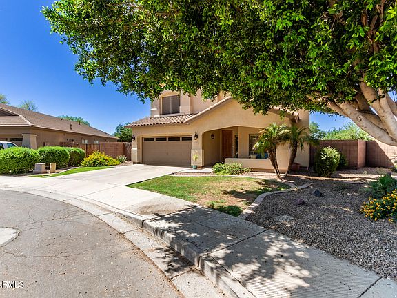 2nd image of 1043 E JADE Drive