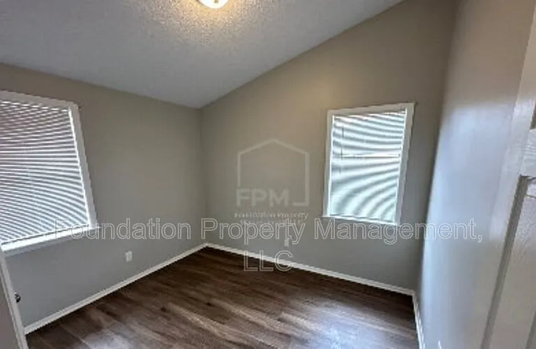 2252 Cassie Ave — Photo 17