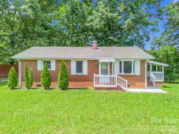 617 Harris Henrietta Rd, Forest City, NC 28043