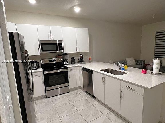 4th image of 3382 W 114th Ter