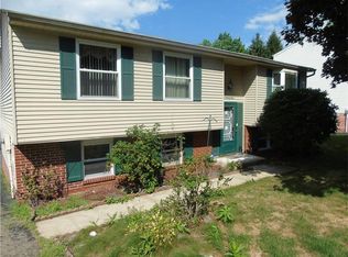 1894 Colleen Dr, North Huntingdon, PA 15642