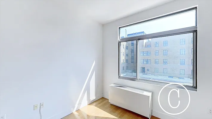 Rented by Chana Ofek, LREB | media 32