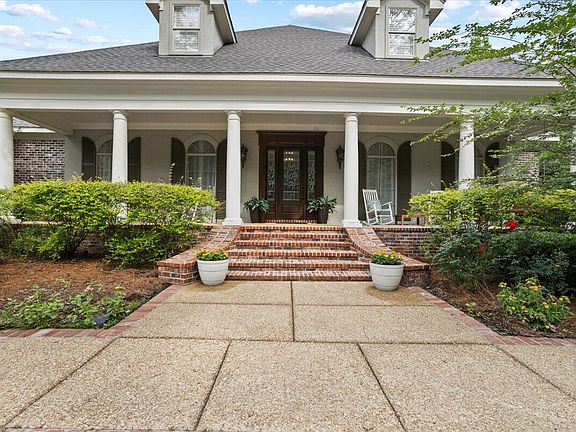 4th image of 107 Natalie Ln