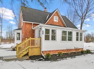 8894 Arnold Rd, Ira, MI 48023