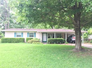 718 Wilshire Rd, Mobile, AL 36609