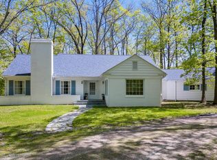 5303 Hickory Ln, Fort Wayne, IN 46845