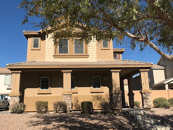 2nd image of 4002 W Arlington Cir