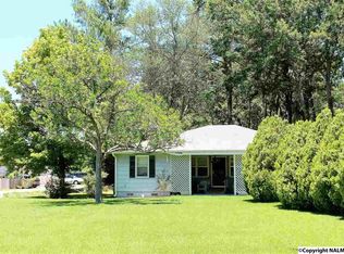 317 E Pike Rd, Falkville, AL 35622