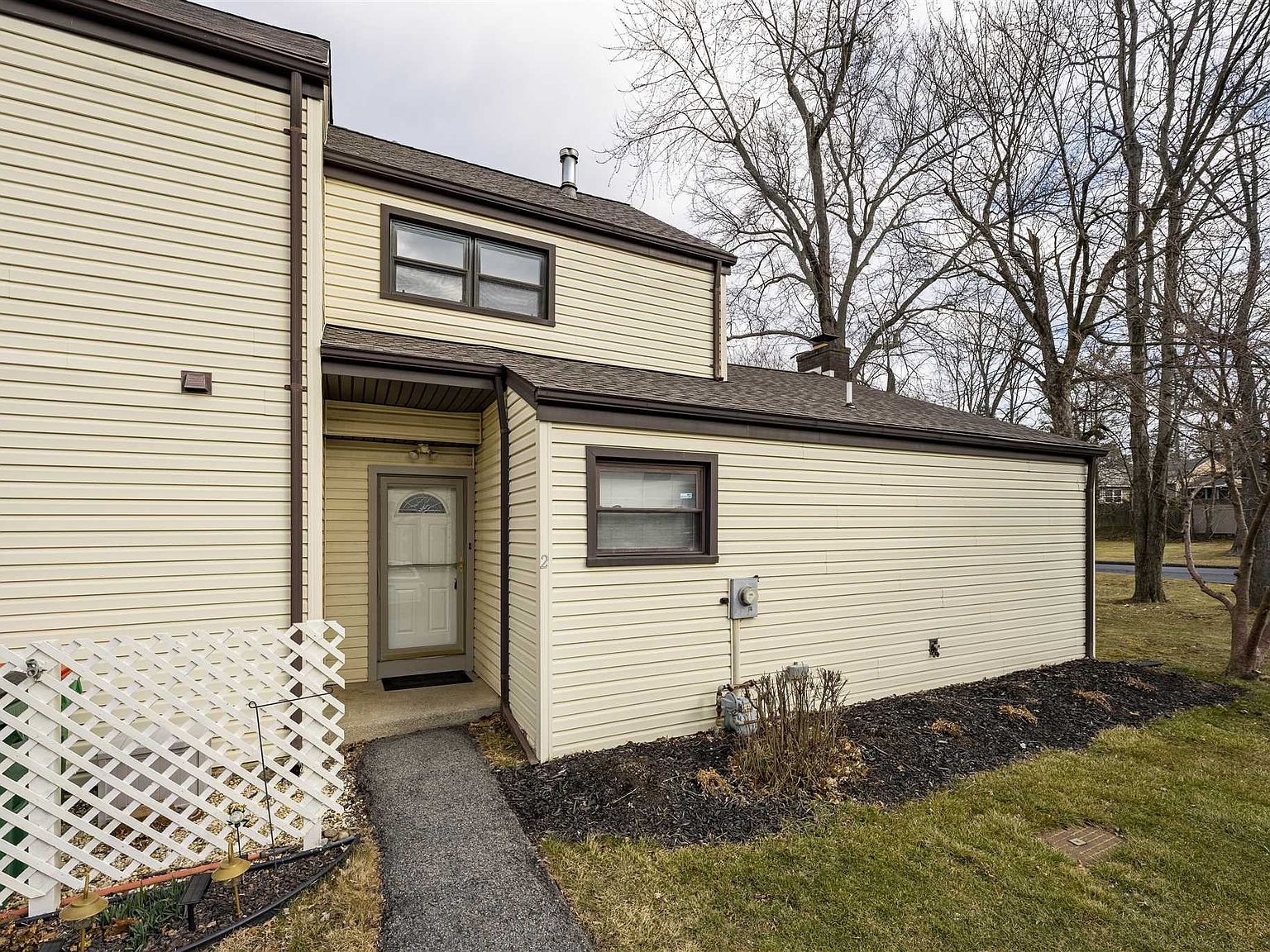 2 Sycamore Dr, Beacon, NY 12508 Zillow