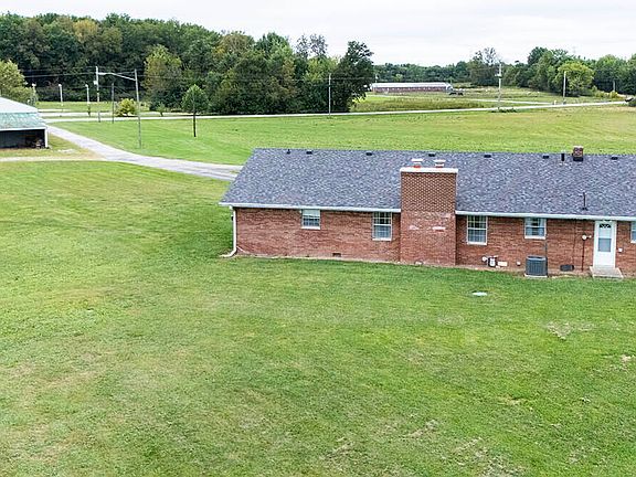 5th image of 4445 Five Points Rd