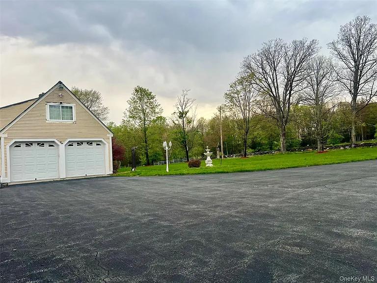 57 Hubbard Rd — Photo 28