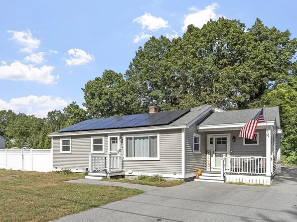 32 Robert Bigelow St, Chelmsford, MA 01824