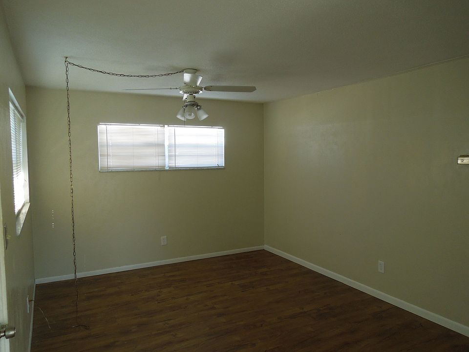 1st image of 2511 80th St N