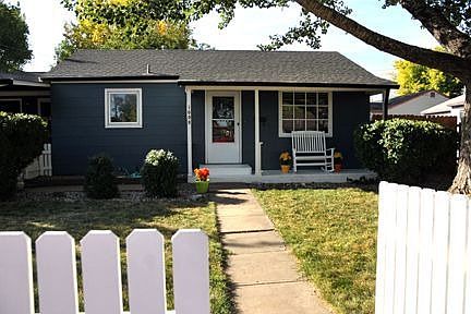 1st image of 1008 E Shields St