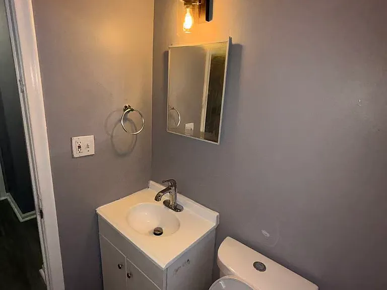 2721 S Ethel St — Photo 15
