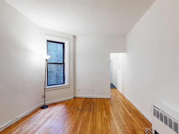 4th image of 158 E 82nd St APT 5B