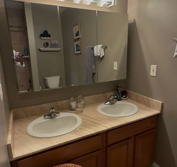 875 N Lawrence St — Photo 7