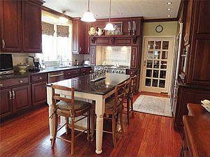 4th image of 1 Plumwood Ct