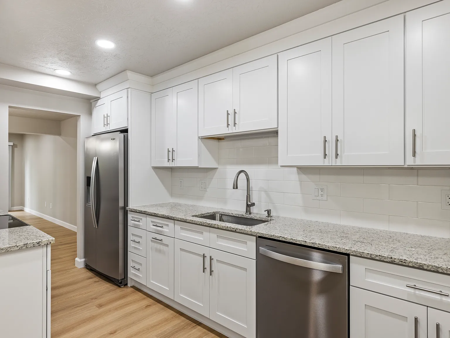3 bed, 3.5 bath, 1900 sqft, $2,950 — Photo 1