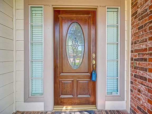 4th image of 9718 Haviland Ln