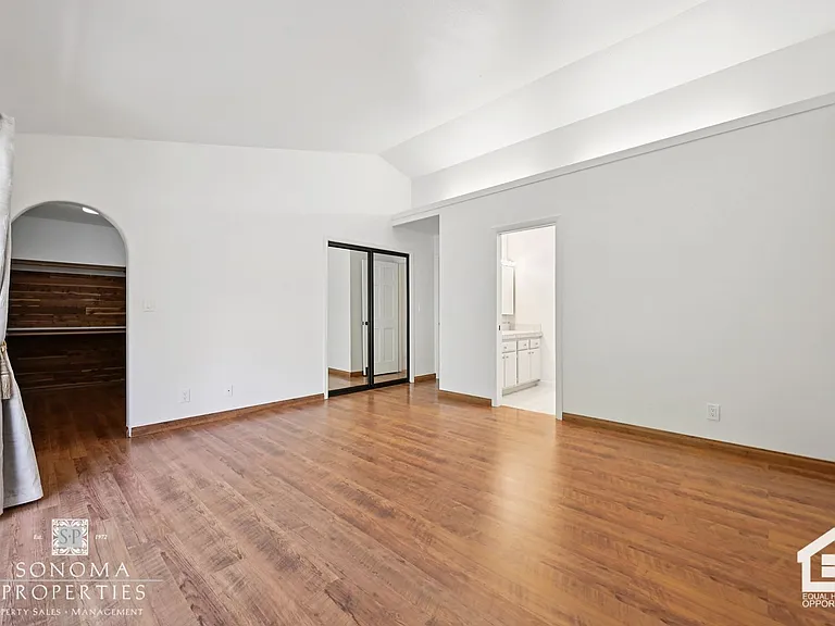 424 La Quinta Ln — Photo 22