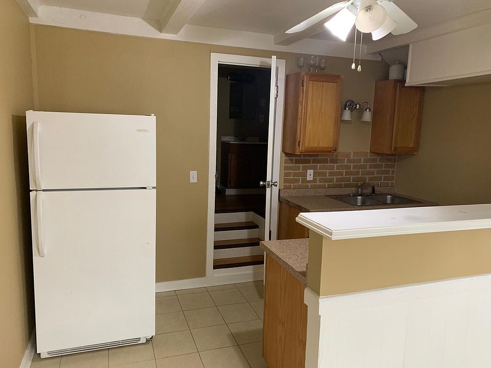 1st image of 231 S Vine St APT D