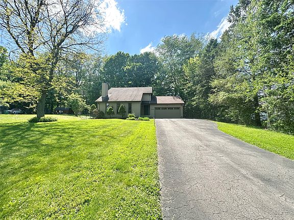 3rd image of 12150 Lay Rd