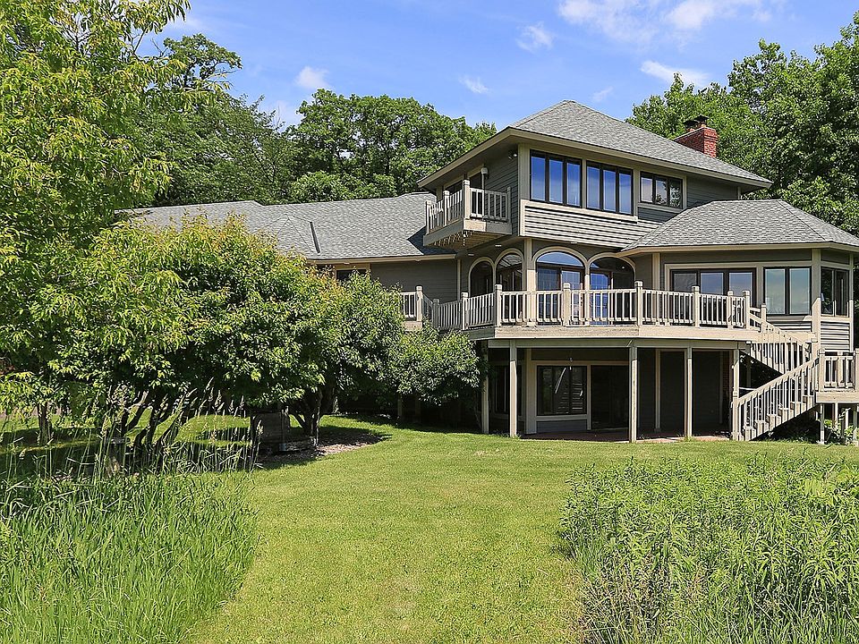 1st image of 2314 Tamarack Dr