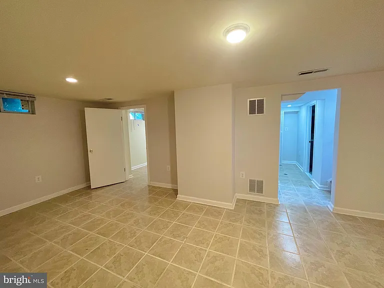 12216 Charles Rd — Photo 6