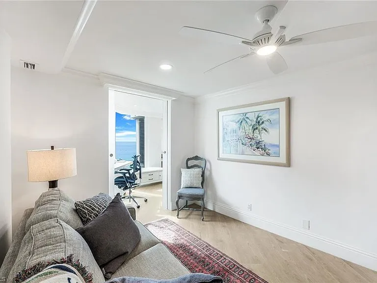 4041 Gulf Shore Blvd SW #902 — Photo 14